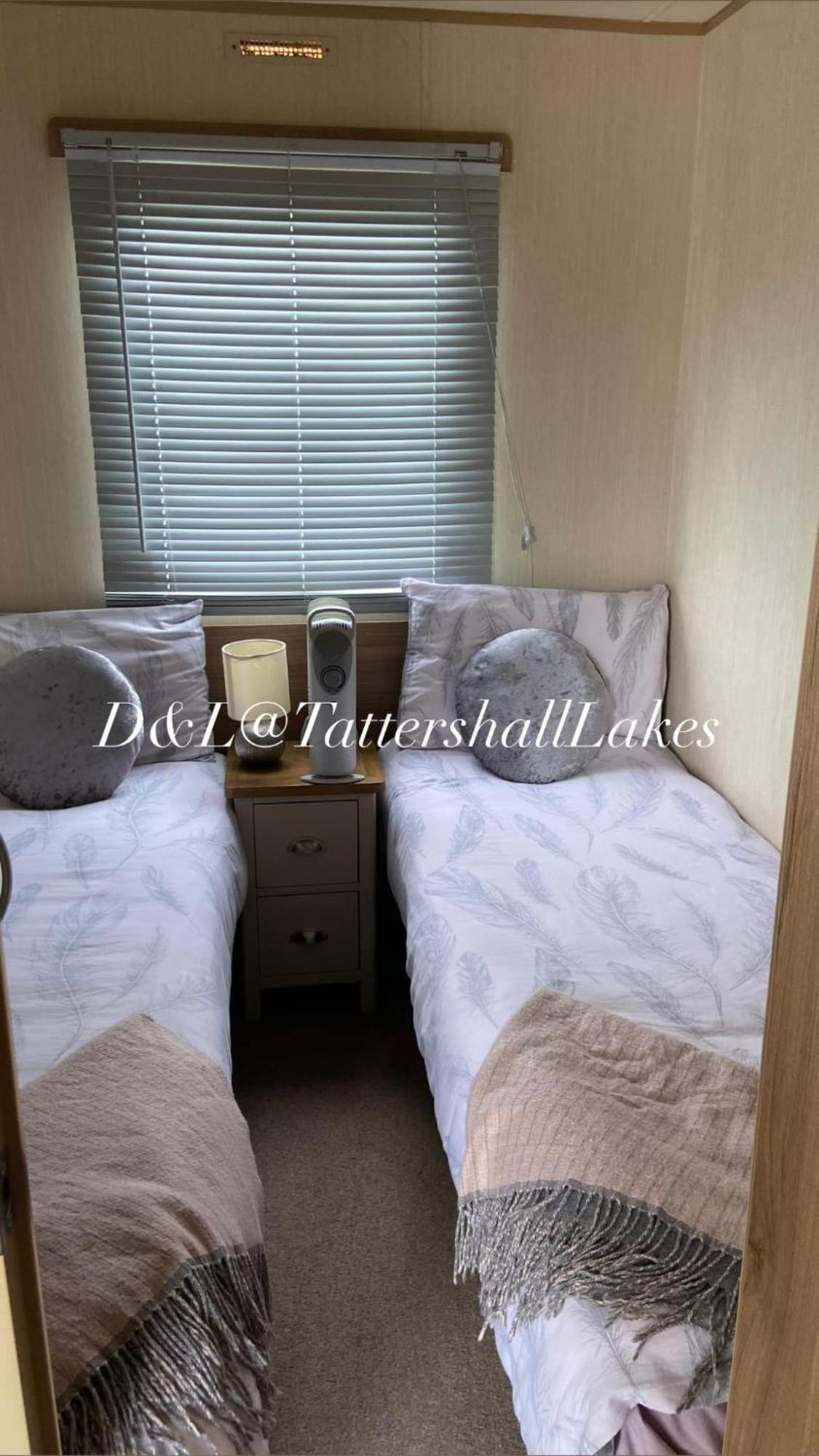 Lakes 8berth Caravan Break With Hottub Hébergement de vacances Tattershall